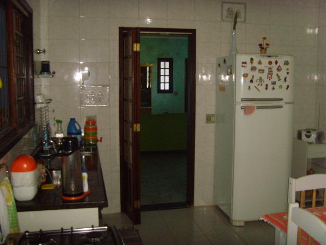 Casa à venda com 3 quartos, 410m² - Foto 26