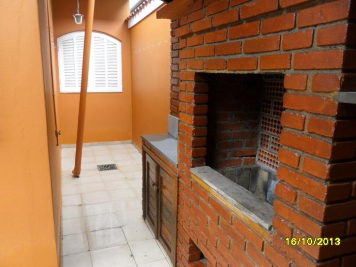 Casa à venda com 4 quartos, 200m² - Foto 25